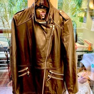 Woman’s Leather Motorcycle Quarter Length Jacket